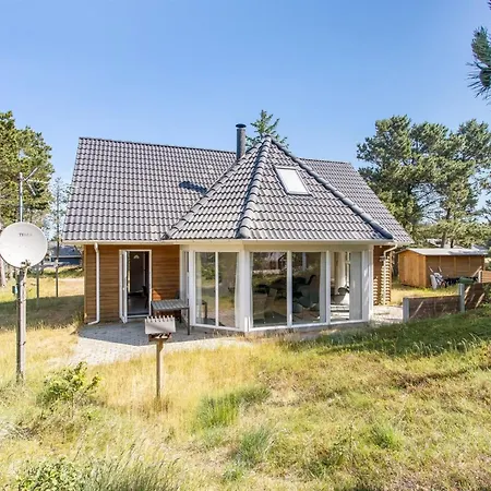Dom wakacyjny Laila - 1-2km From The Sea By Interhome