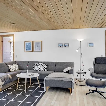 Laila - 1-2km From The Sea By Interhome בית נופש